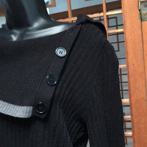 Studio One long gray and black sweater. Size XL. - Picture 4 of 9